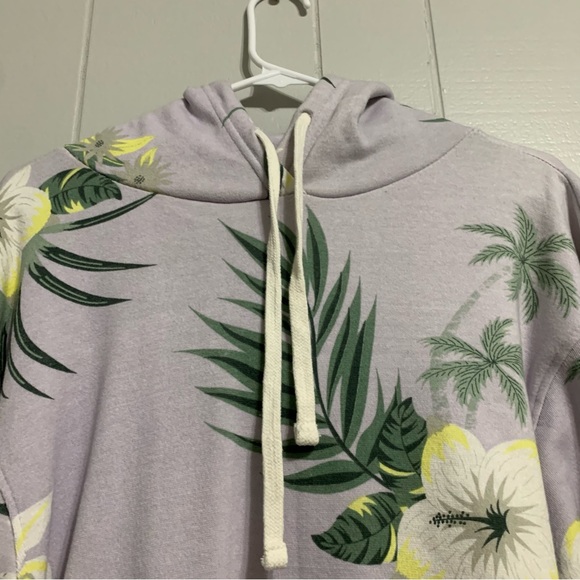 NWOT Men’s Purple US Vintage Collection Hawaiian Floral Long Sleeve Hoodie - Picture 3 of 5